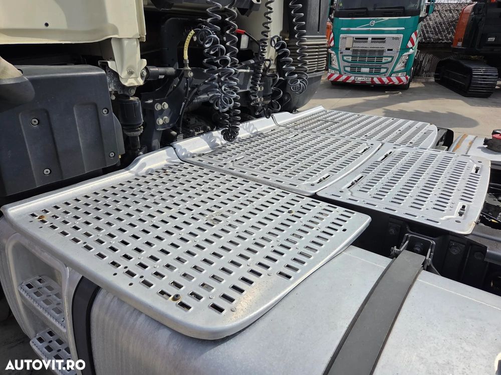 DAF XF460, 2017, 565.682km, KIT BASCULARE, AUTOMATA+RETARDER 6 trepte, anv 90% ok, 2 paturi, frigider, Euro 6, rezervor motorina aluminiu 590l, posibilitate leasing-PROMOTIE 16900 EUR+Tva - 17