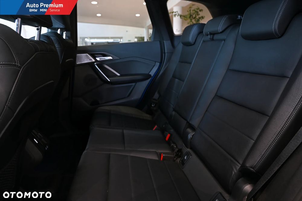 BMW X1 xDrive23i mHEV - 12
