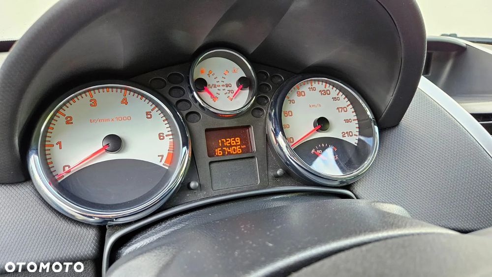Peugeot 207 Outdoor 1.6 - 29