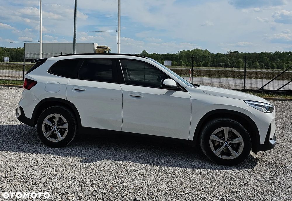 BMW X1 sDrive18i xLine - 4