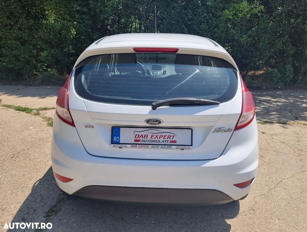Ford Fiesta - 9