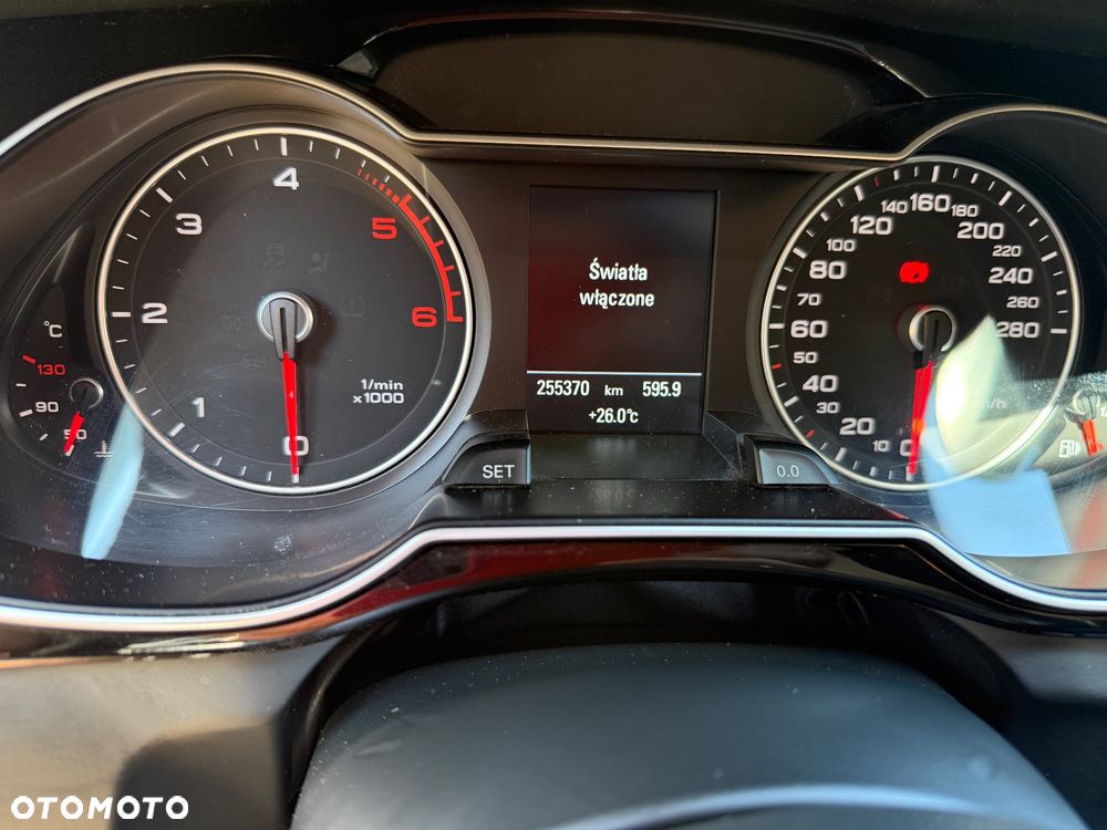 Audi A4 Avant 2.0 TDI ultra sport - 29