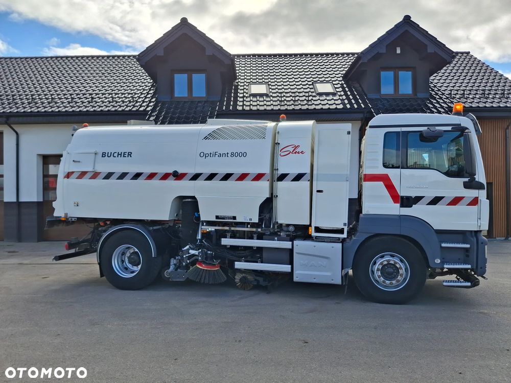 MAN TGS 18.320 Zamiatarka BUCHER OptiFant 8000 2 Silniki Euro 6 Karcher Listwy Wysokiego Ciśnienia Szczotki L/R EUnited PM10 Mycie Jezdni Ulicy Dodatkowy Zbiornik Wodny - 11