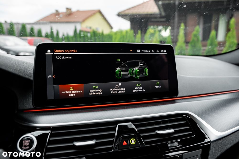 BMW Seria 5 520d Touring Sport Line - 38