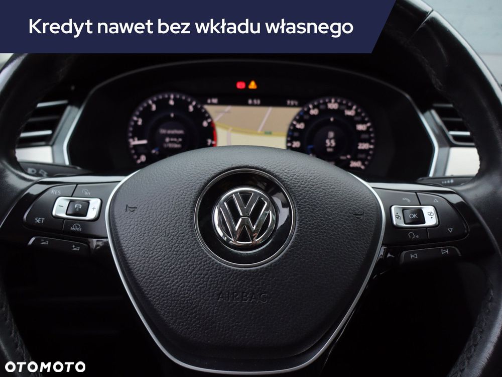 Volkswagen Passat - 19