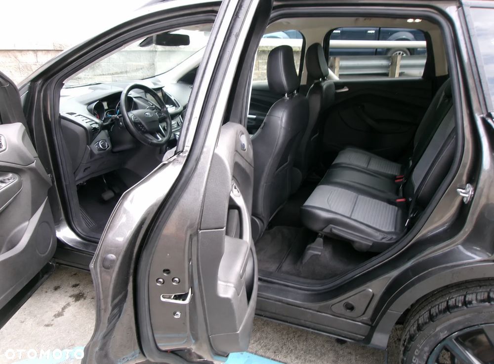 Ford Escape - 9