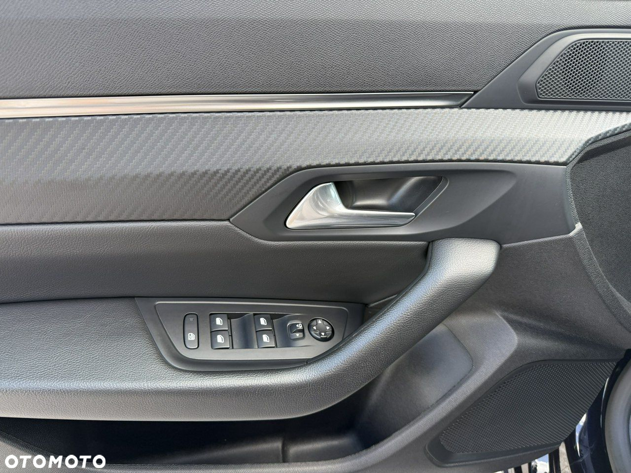 Peugeot 508 2.0 BlueHDi Allure S&S EAT8 - 36