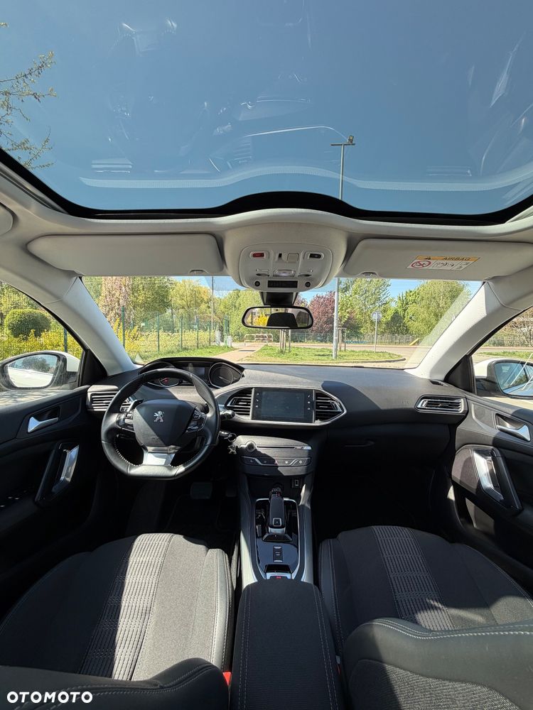 Peugeot 308 1.2 PureTech Allure Pack S&S EAT8 - 27