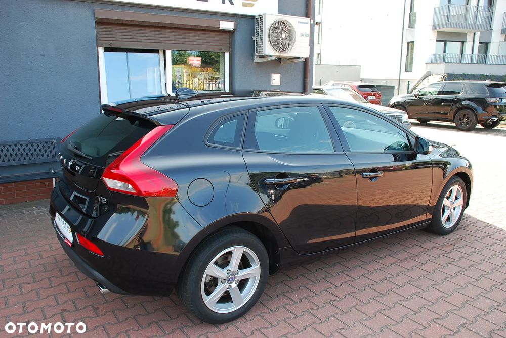 Volvo V40 T2 - 7