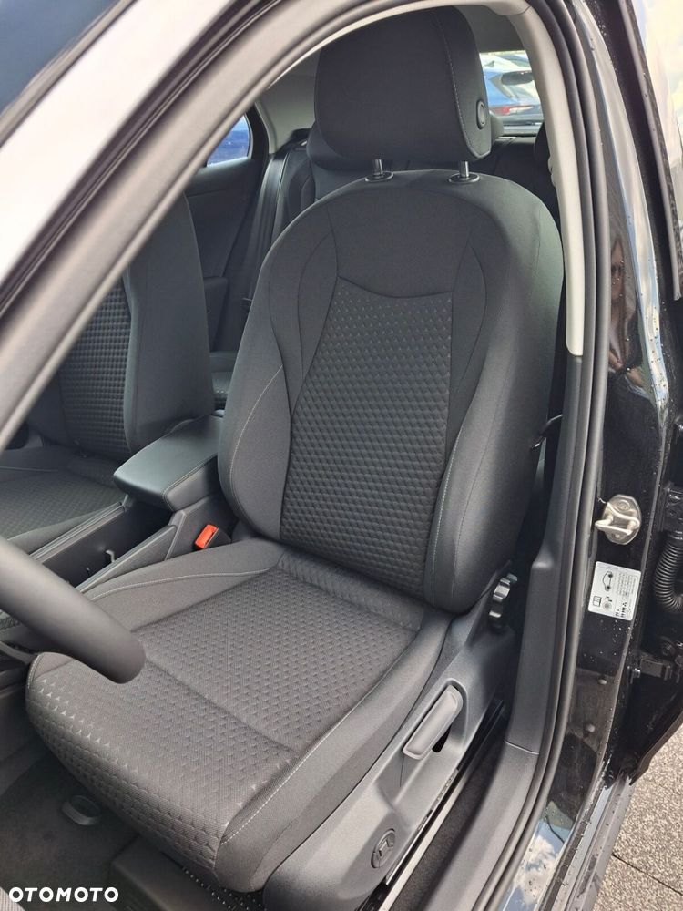Volkswagen T-Roc - 12