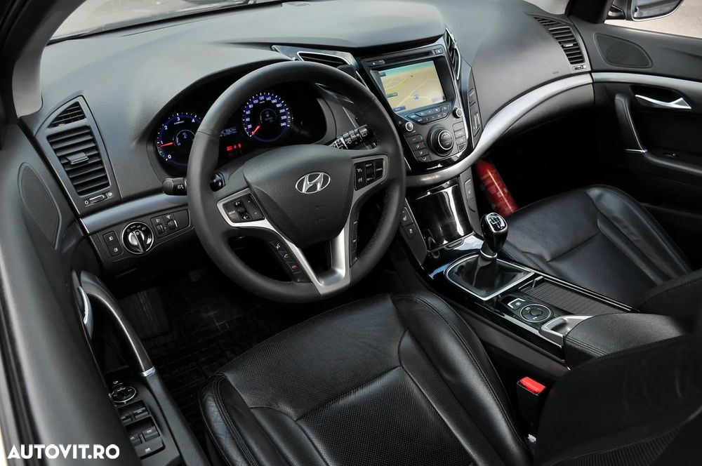 Hyundai i40 Kombi 1.7 CRDi Premium - 13