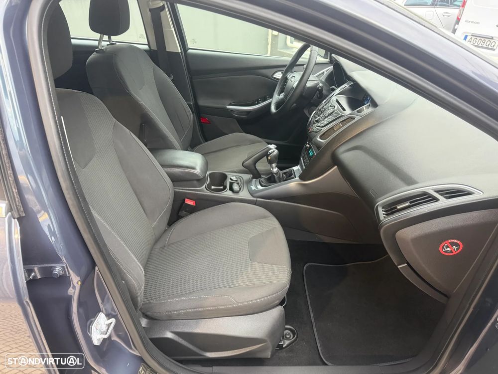 Ford Focus SW 1.6 TDCi Titanium - 13