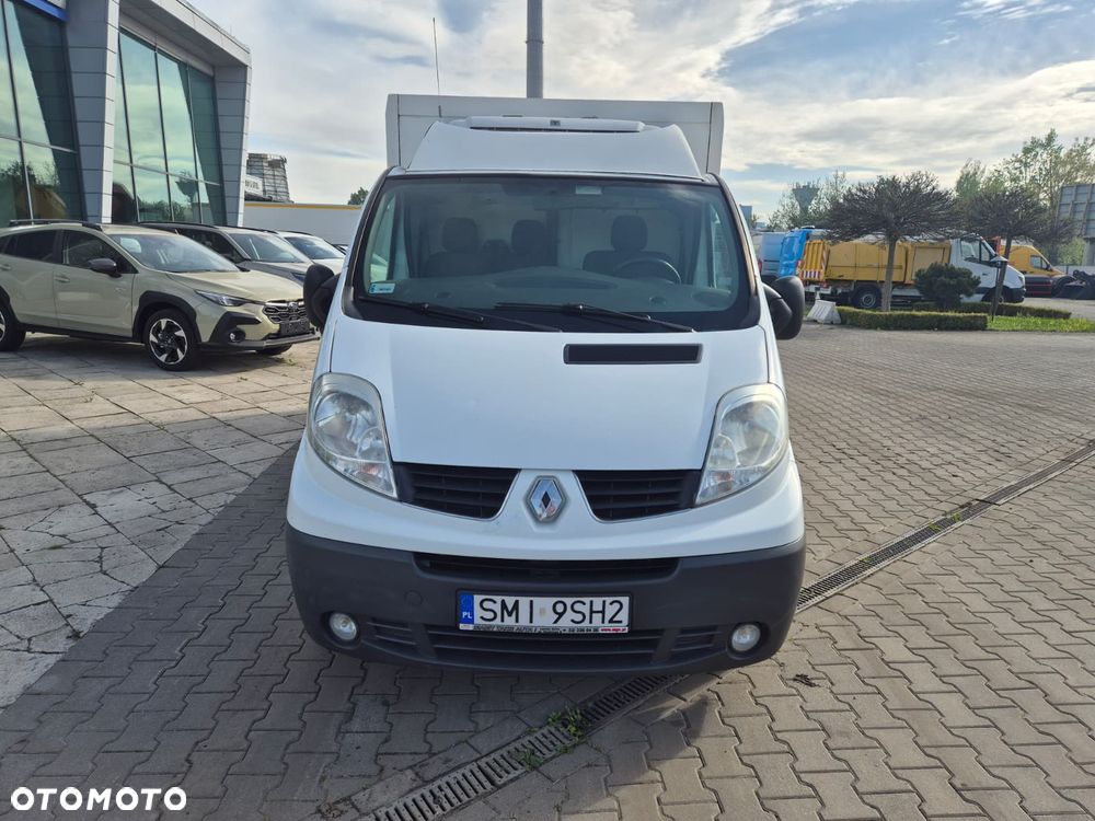 Renault Trafic 115KM / CHŁODNIA IZOTERMA / THERMO KING / PO SERWISACH / GOTOWY DO PRACY / WTYCZKA ZEWNĘTRZNA / 3 MIEJSCA / BEZWYPADKOWY - 4