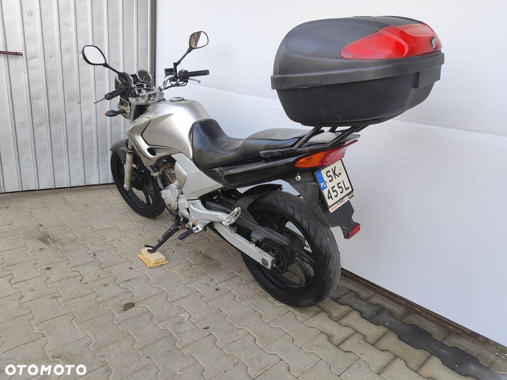 Yamaha YBR - 6