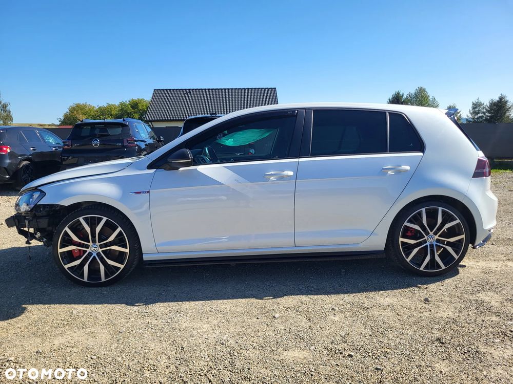 Volkswagen Golf GTI 2.0 TSI OPF Performance - 5