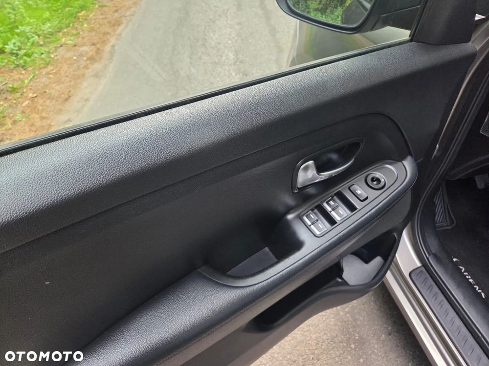 Kia Carens 1.6 GDI Business Line 7os EU6 - 26