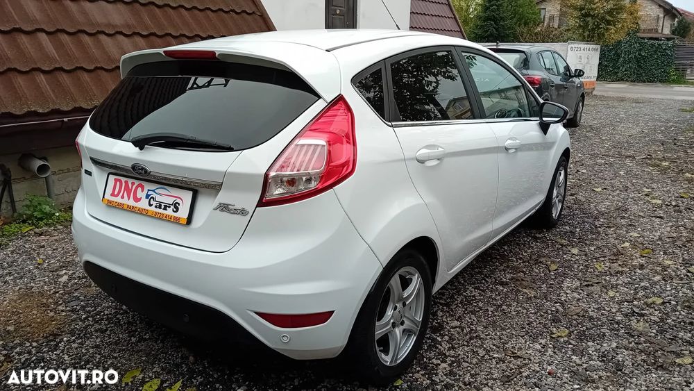 Ford Fiesta 1.0 EcoBoost Titanium - 5