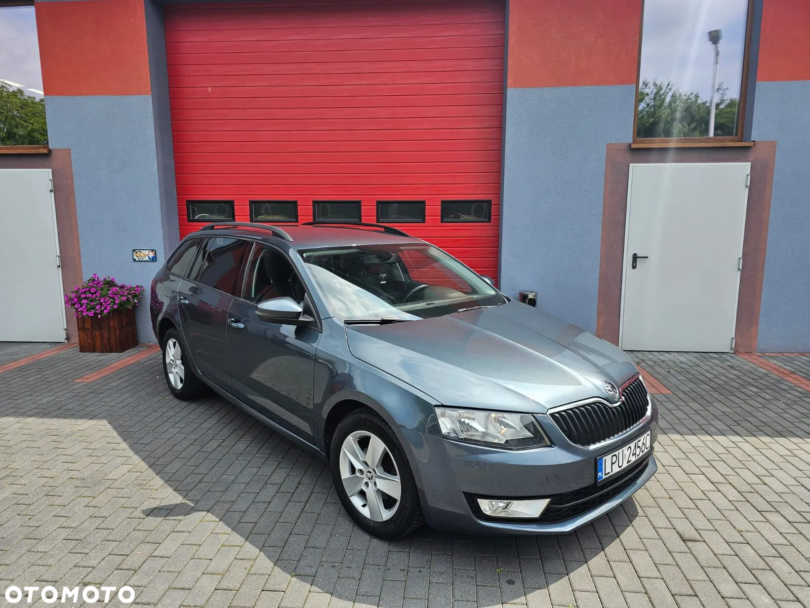 Skoda Octavia 1.6 TDI Ambition DSG - 2