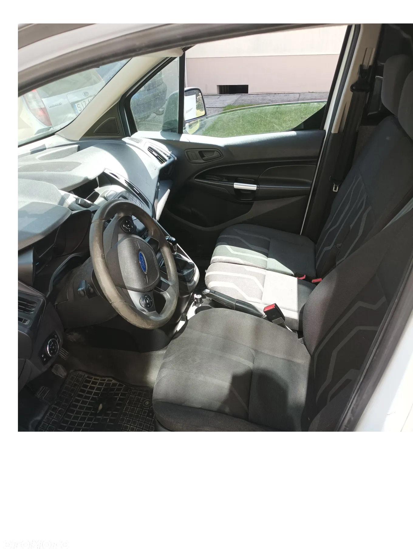 Ford TRANSIT CONNECT - 4