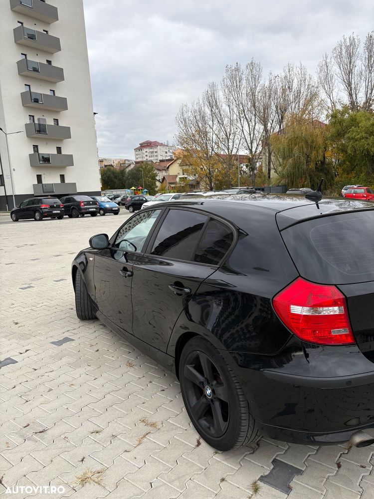 BMW Seria 1 116d DPF - 8