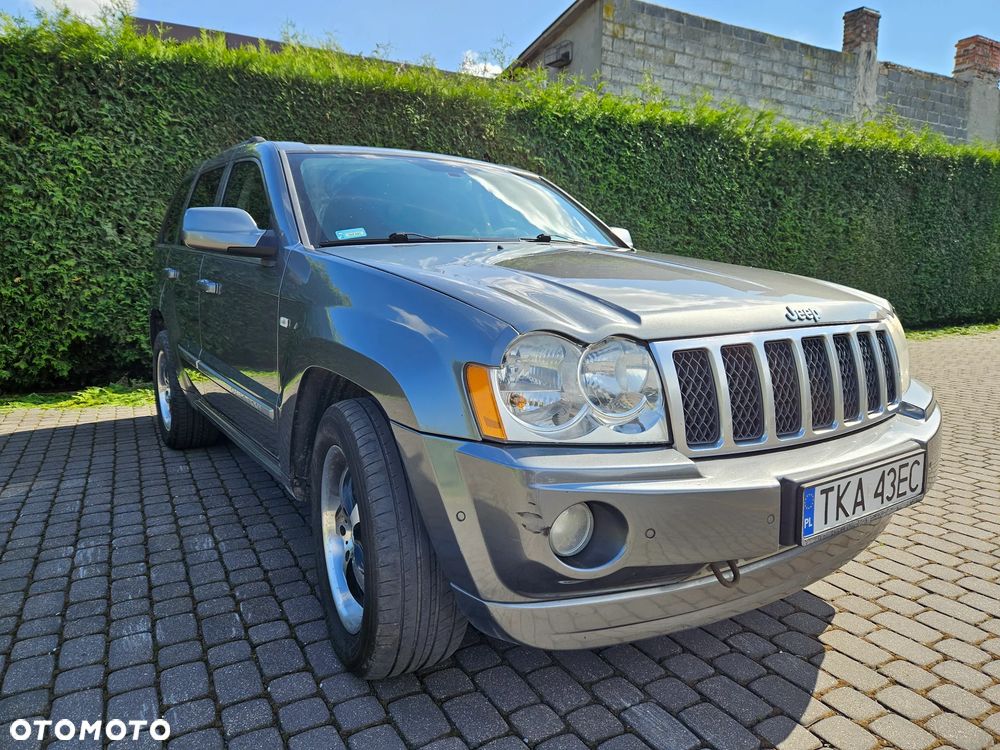 Jeep Grand Cherokee - 1