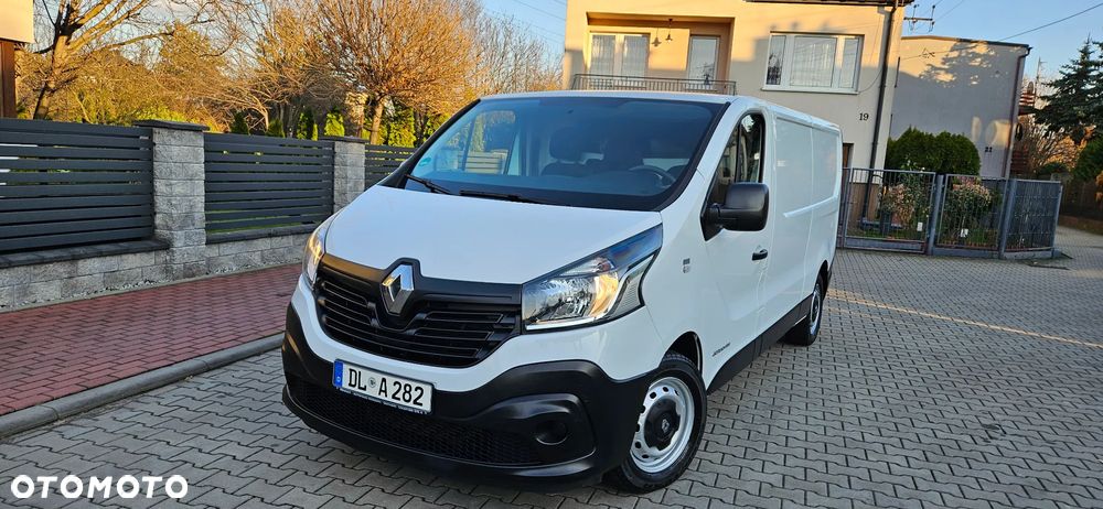 Renault Trafic - 1