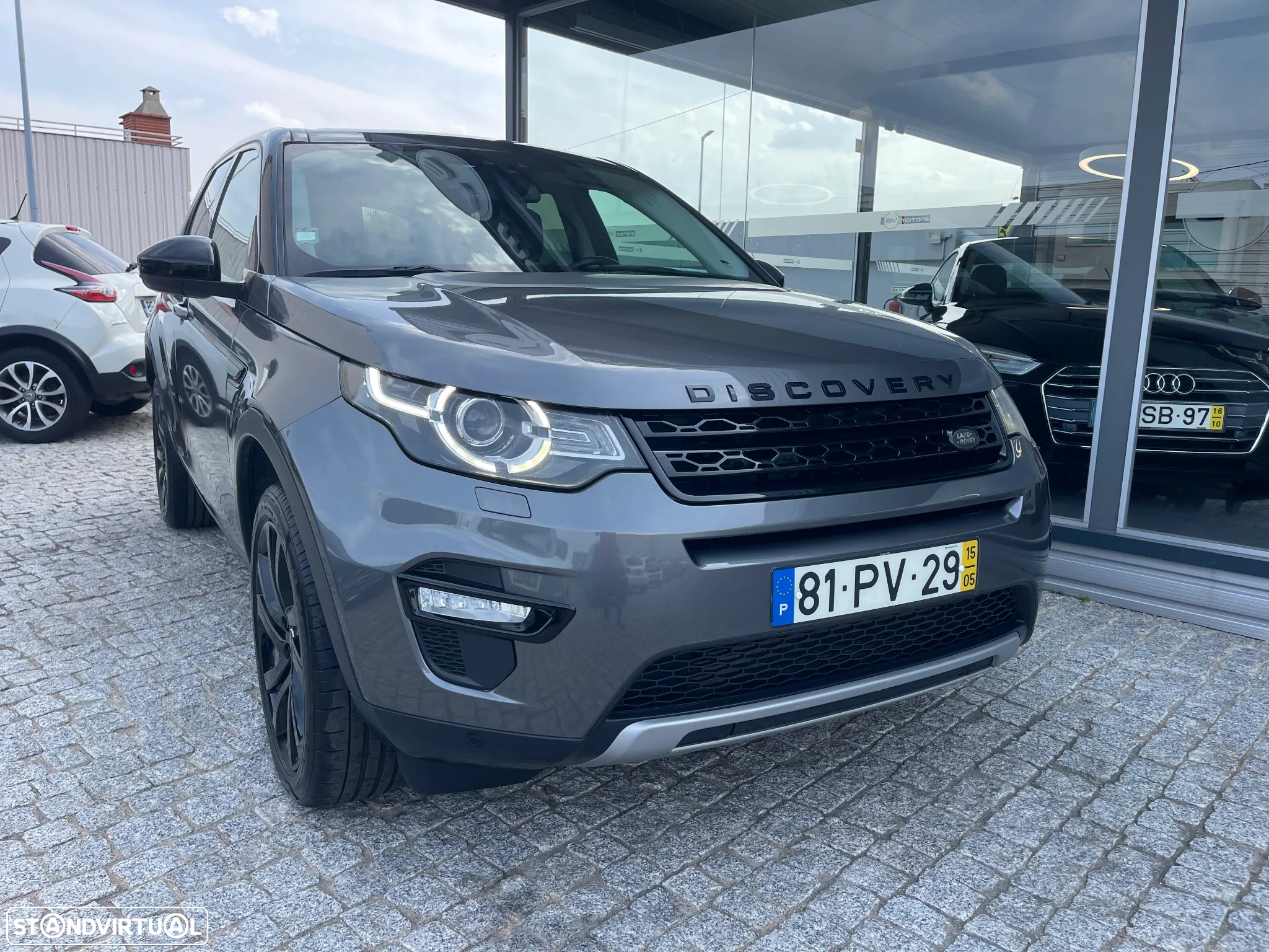 Land Rover Discovery Sport 2.2 Td4 HSE 7L - 3