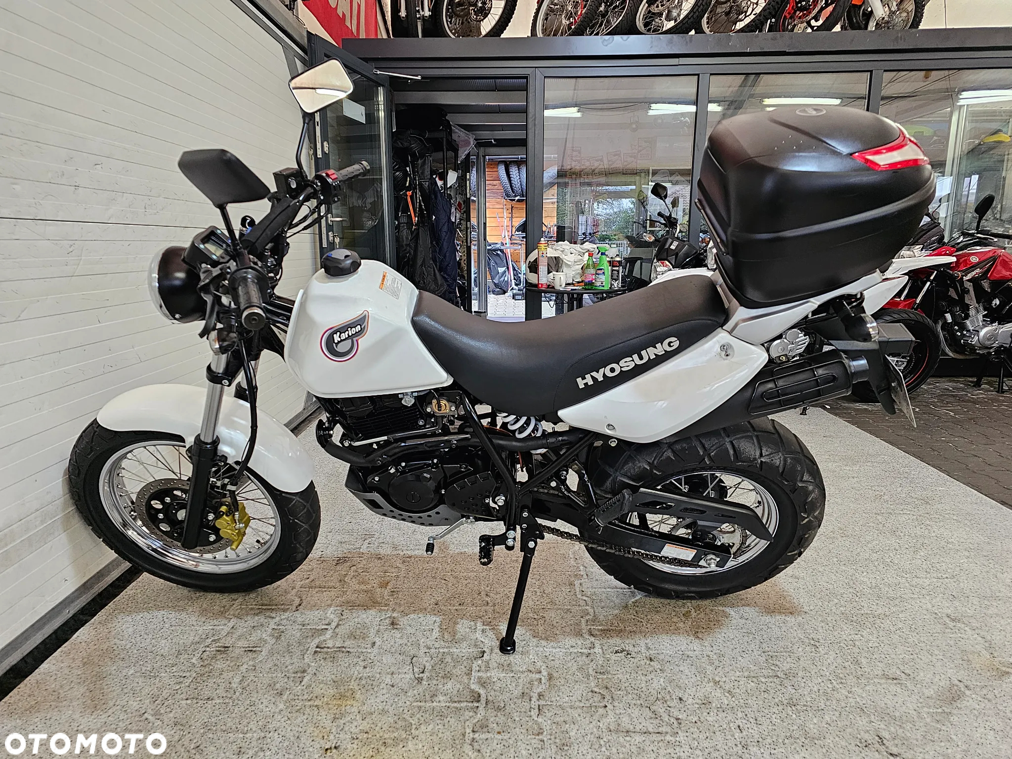 Hyosung Inny - 23