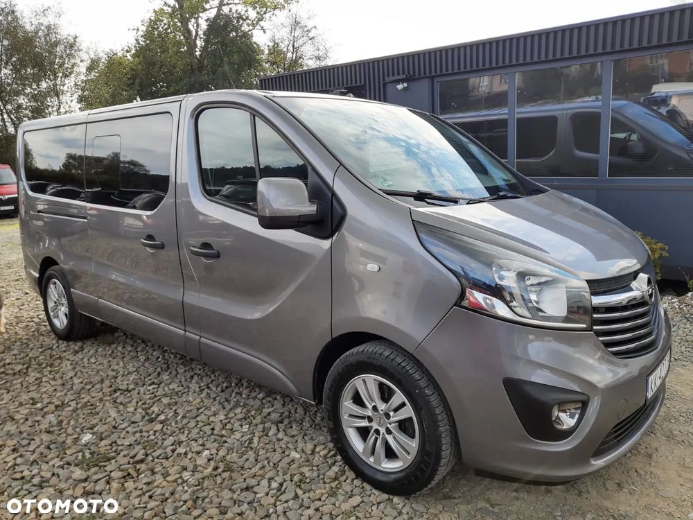 Opel Vivaro L2H1 2,9t Edition Premium - 2