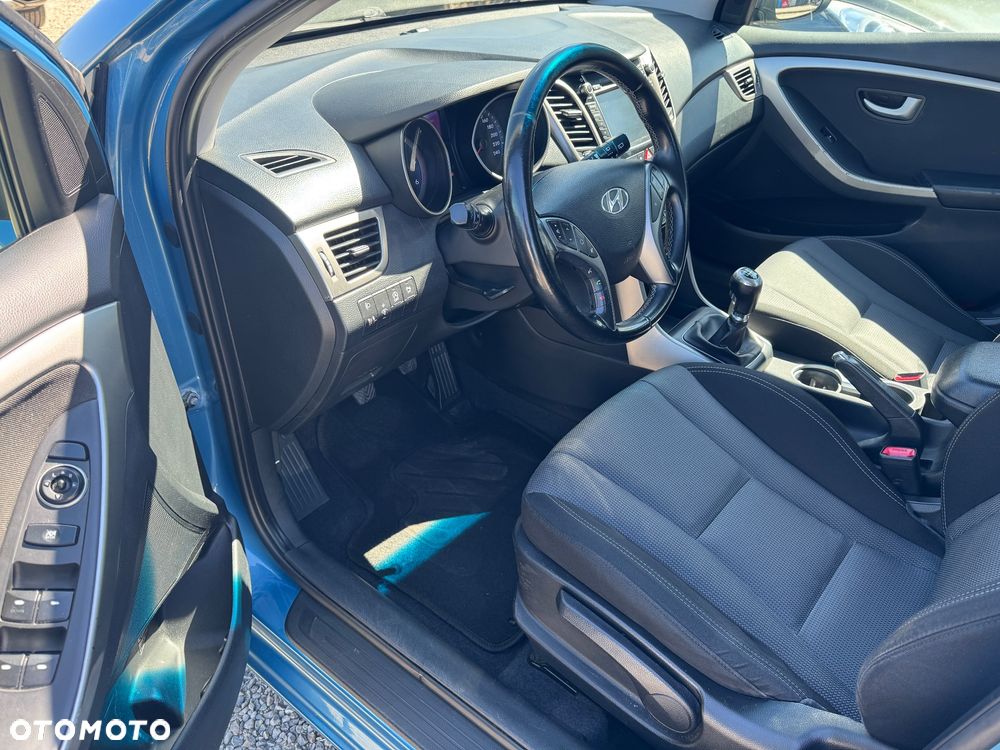 Hyundai i30 1.6 CRDi Comfort - 9