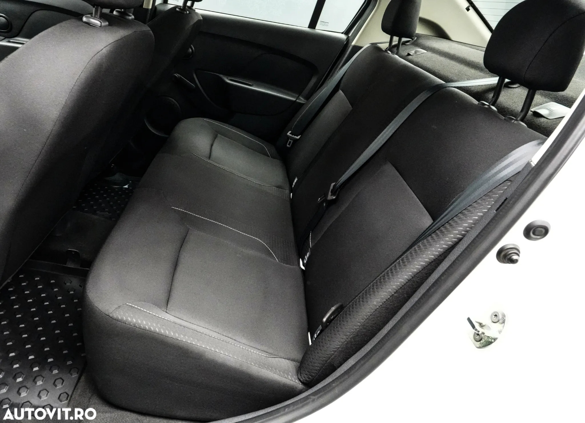 Dacia Logan ECO-G 100 Essential - 16
