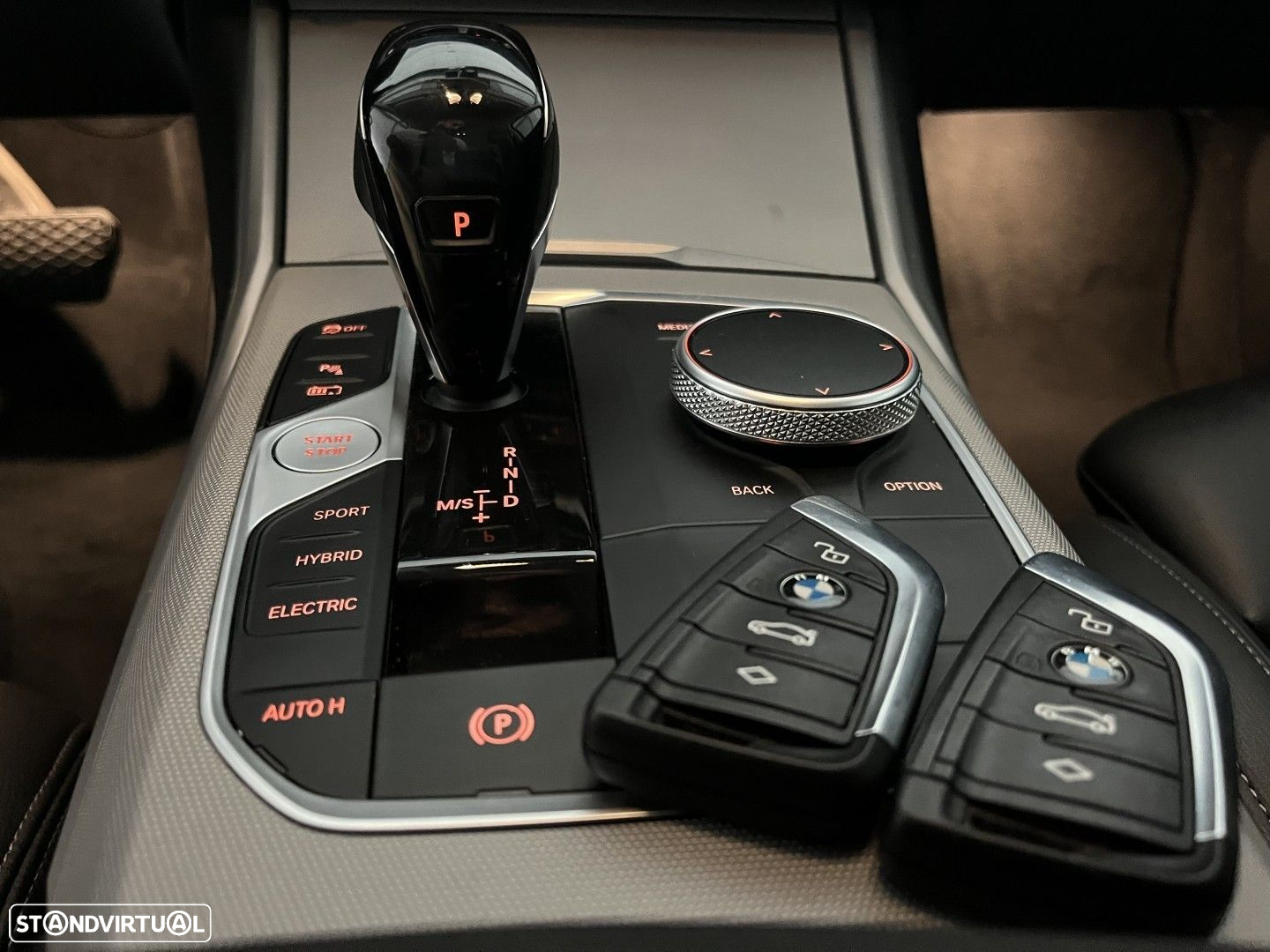 BMW 330 - 18