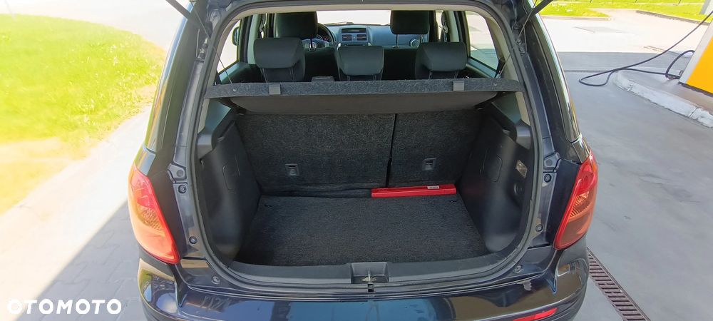 Fiat Sedici 1.9 Multijet DPF 4x4 Dynamic - 16