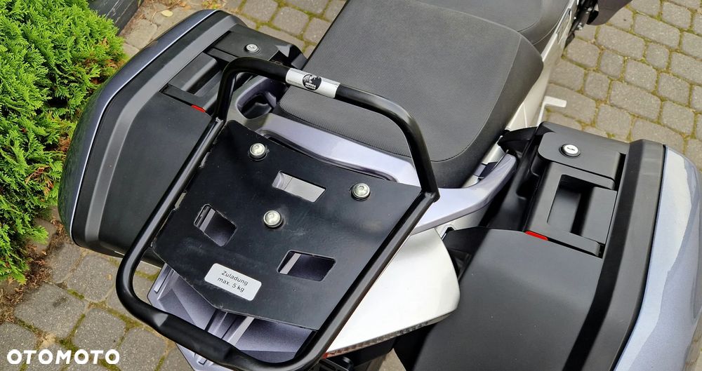 Yamaha FJR - 22