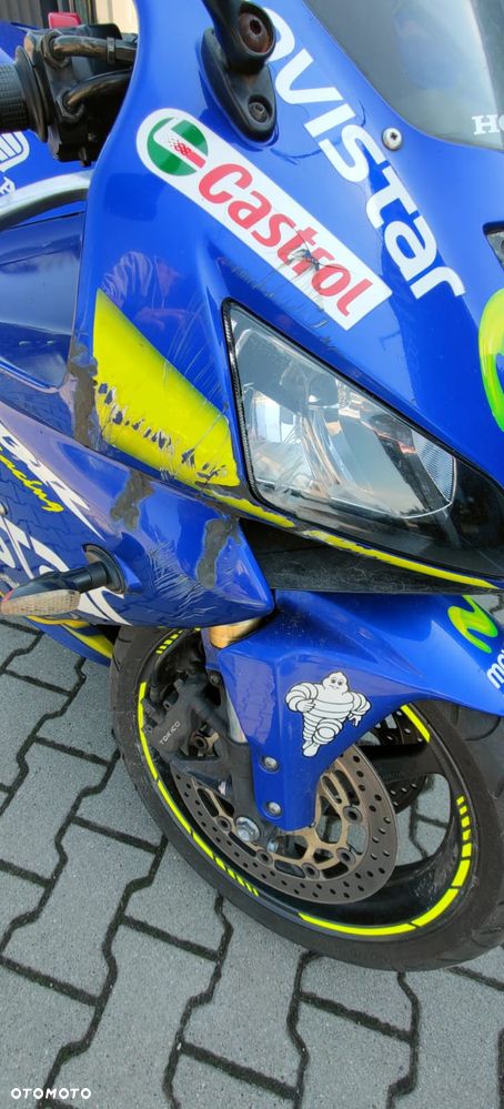 Honda CBR - 11