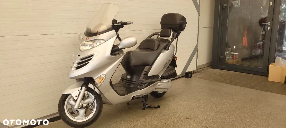 Kymco Dink - 10
