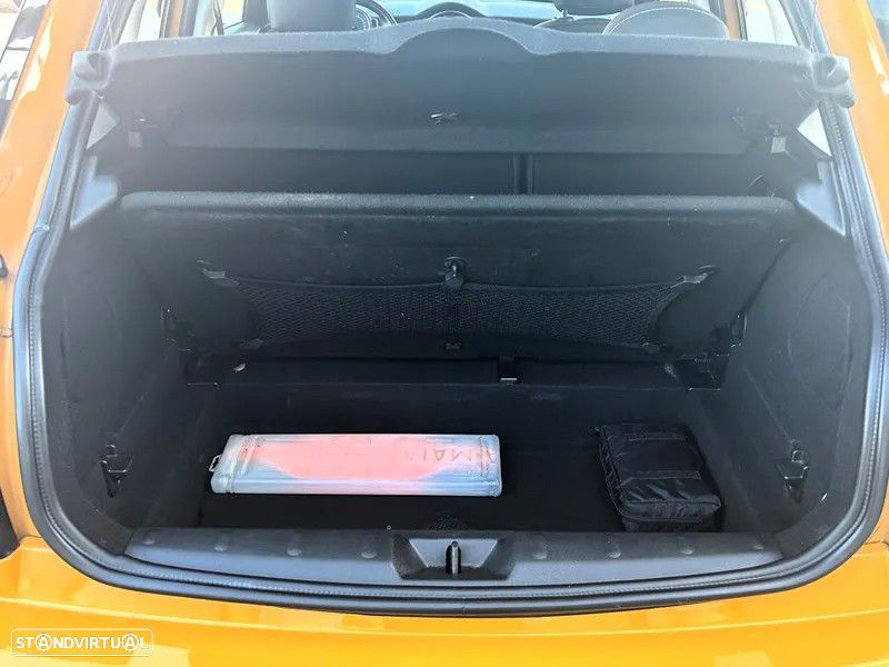 MINI 5 Portas One D - 28