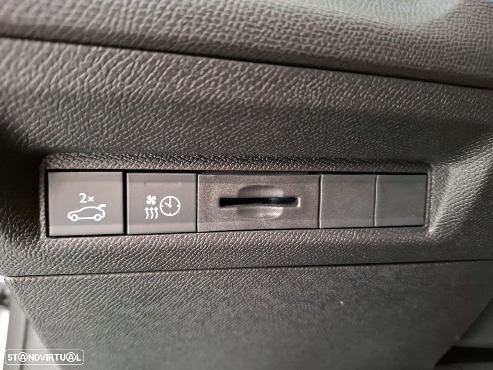 Peugeot E-408 58 kWh GT - 16