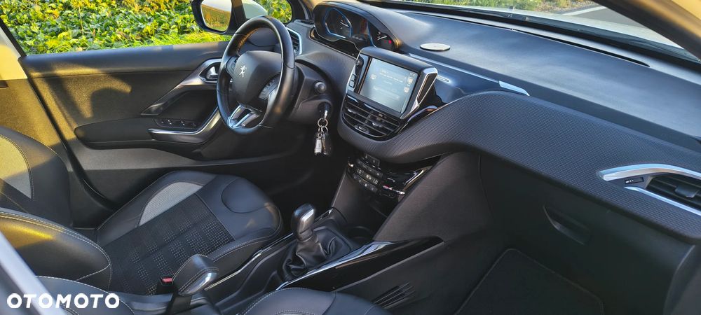 Peugeot 2008 - 17
