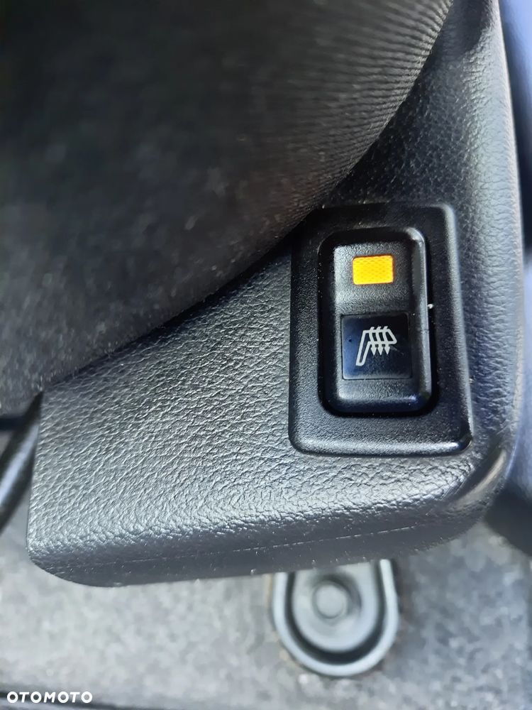 Mazda 2 1.3 MZR Edition - 8