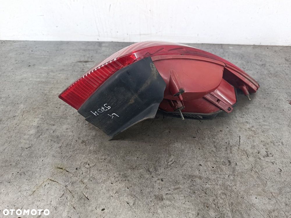 LAMPA TYLNA LEWA PEUGEOT 407 SW 9641948780 KOMBI - 5