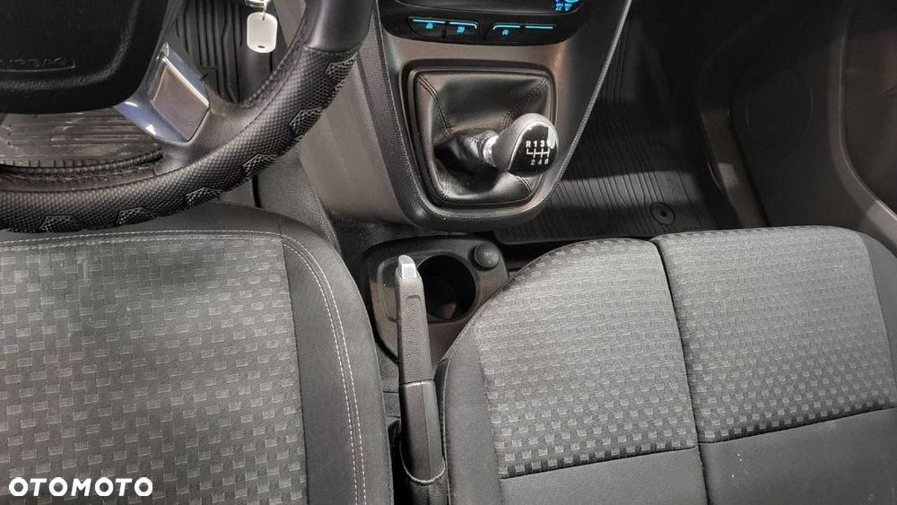 Ford Transit Connect - 18