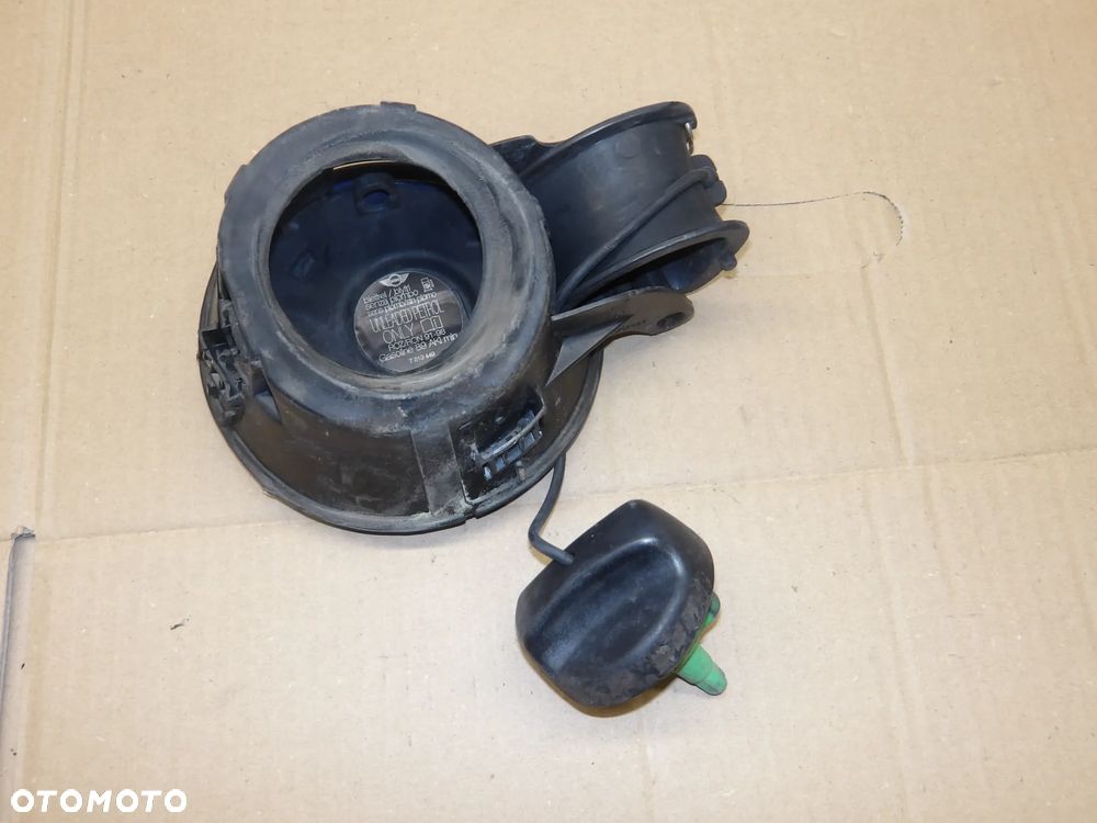 MINI COOPER R50 R53 01-06r 1.6B KLAPKA KOREK WLEWU PALIWA - 3