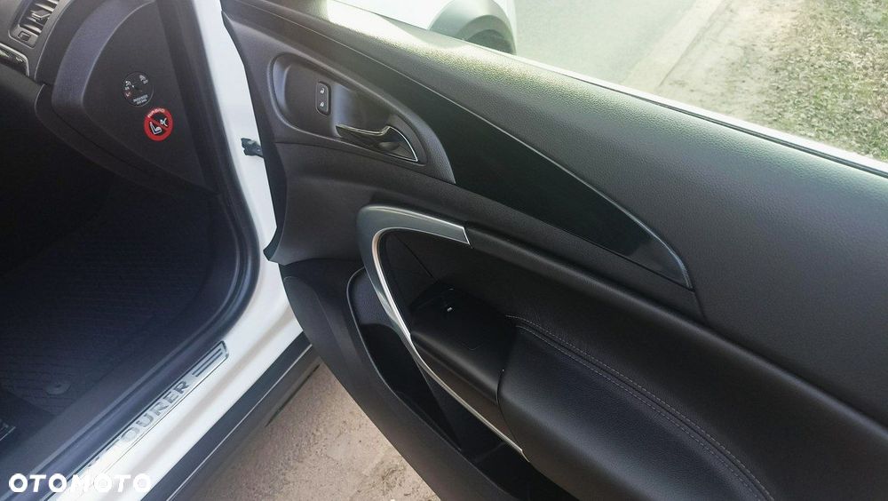 Opel Insignia 2.0 CDTI Cosmo 4x4 S&S - 20