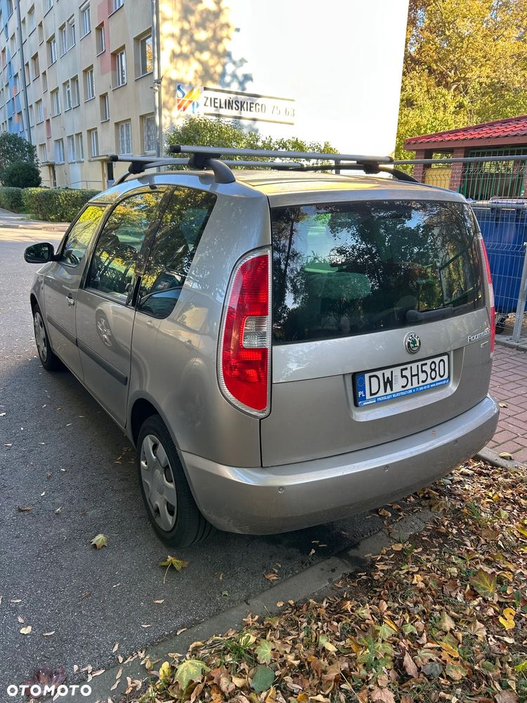 Skoda Roomster 2008 photo 4