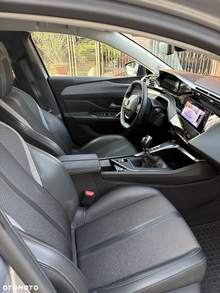 Peugeot 308 - 4