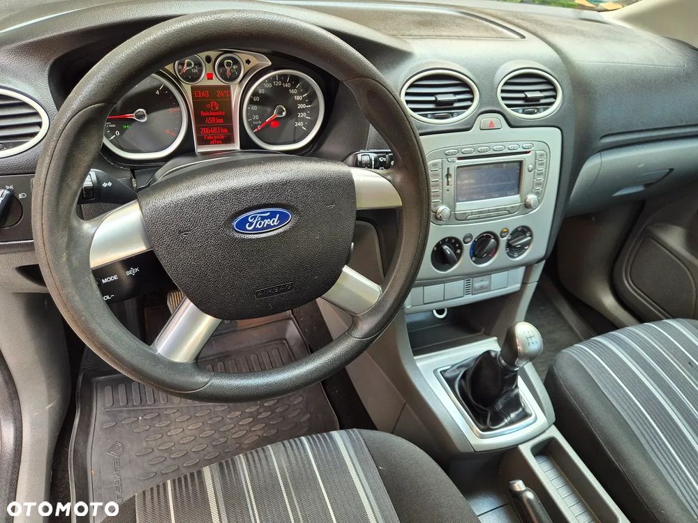 Ford Focus - 17