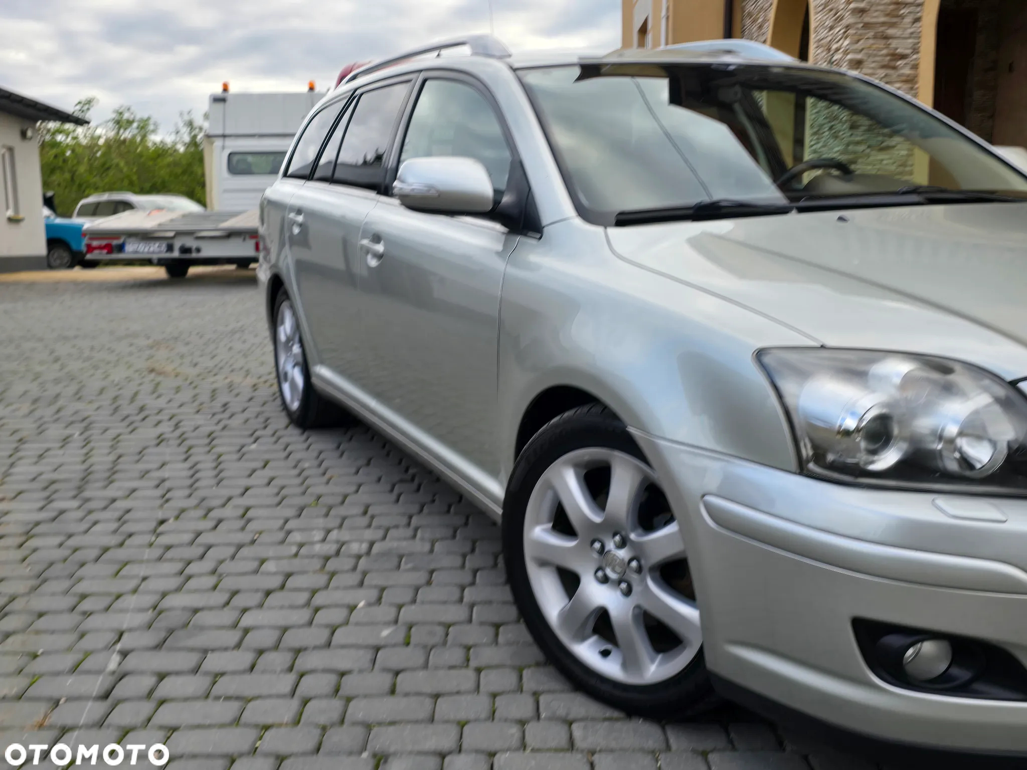 Toyota Avensis 2.0 VVT-i Automatik Executive - 7