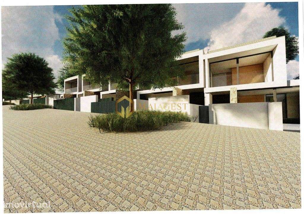 Terreno para construção de 5 moradias em banda - Grande imagem: 2/4