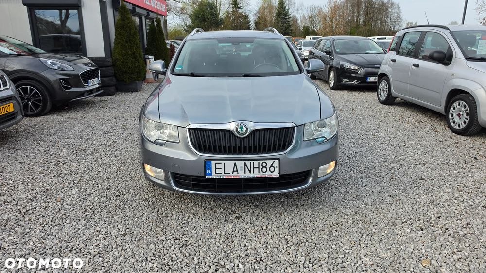Skoda Superb 2.0 TDI DSG Elegance - 9